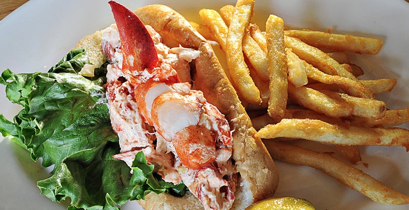 Cafe Alfresco New England Lobster Roll